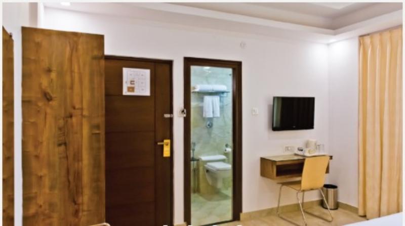 X By Bloom L Indiranagar Bangalore Exterior foto